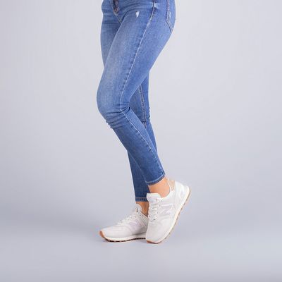 new balance con jeans mujer