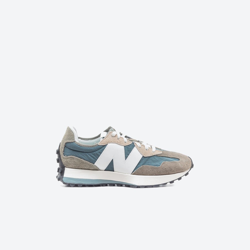 New balance outlet azul y verde